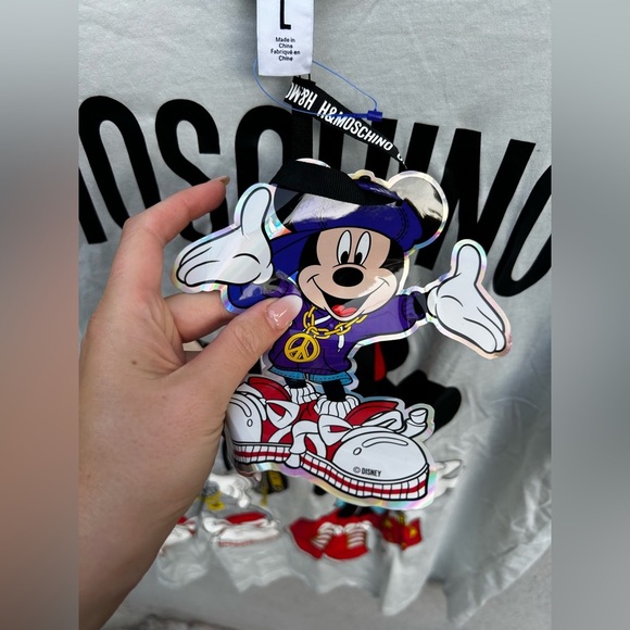 Moschino x H&M Mickey & Minnie T shirt New with Tags! - Picture 4 of 7